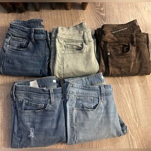 LOT Women’s Levi’s & DL1961 Women's Ankle Jeans - SZ 27 & 28